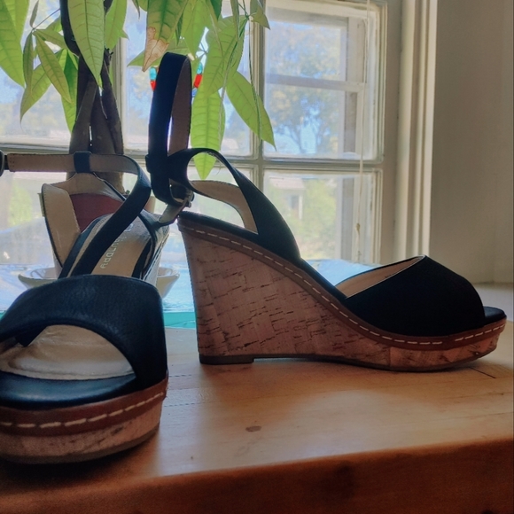 Wedges - Picture 2 of 4